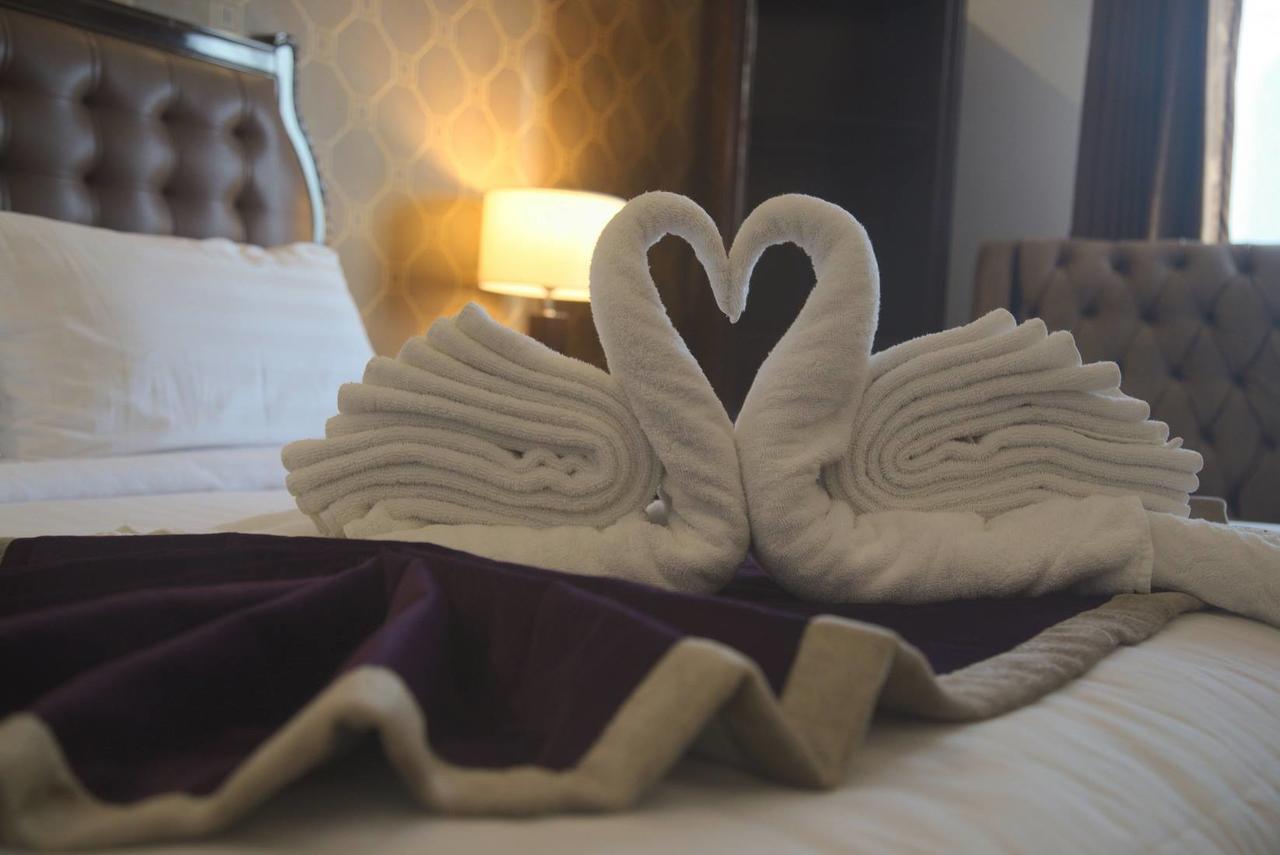 Savoey Hotel Лахор Екстериор снимка